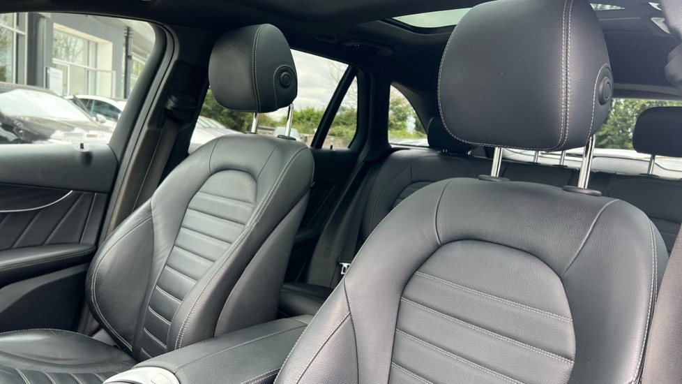 Used Mercedes-Benz GLC 2021 for sale - 76366472: Photo 14