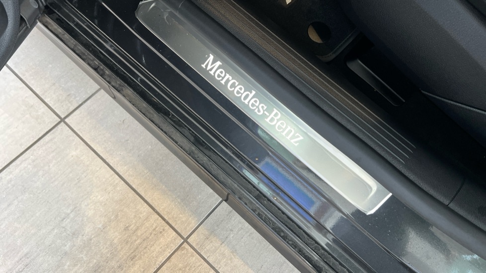 Vehicle 33