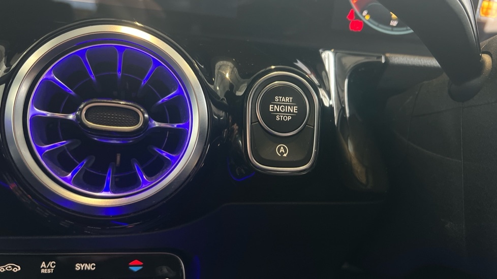 Used Mercedes-Benz GLA 2022 for sale - 77013108: Photo 40