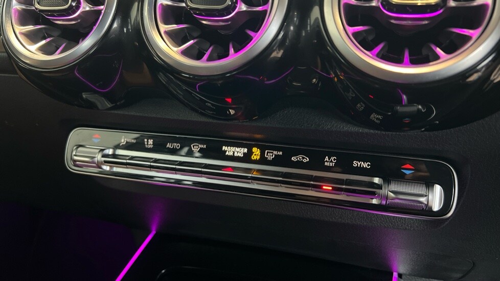 Used Mercedes-Benz GLB 2024 for sale - 76874483: Photo 35