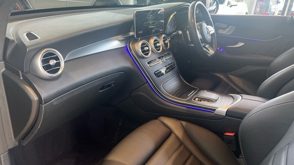Used Mercedes-Benz GLC 2020 for sale - 75902047: Photo 10