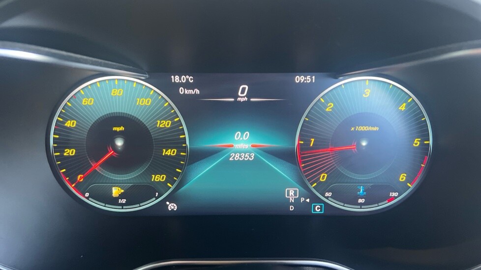 Used Mercedes-Benz GLC 2020 for sale - 75902047: Photo 13