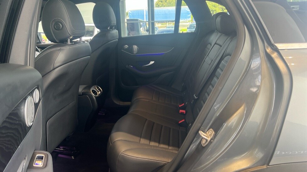 Used Mercedes-Benz GLC 2020 for sale - 75902047: Photo 14
