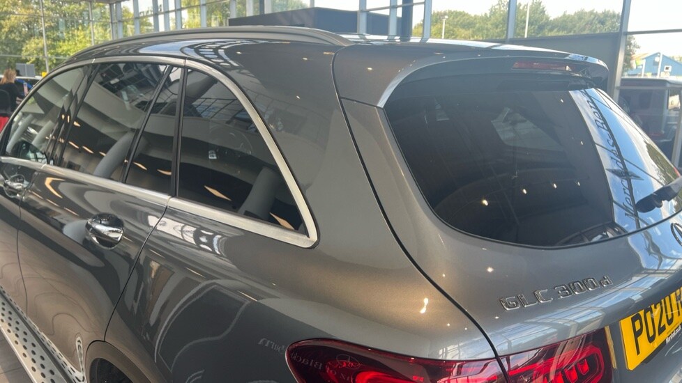 Used Mercedes-Benz GLC 2020 for sale - 75902047: Photo 30
