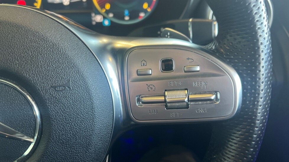 Used Mercedes-Benz GLC 2020 for sale - 75902047: Photo 39