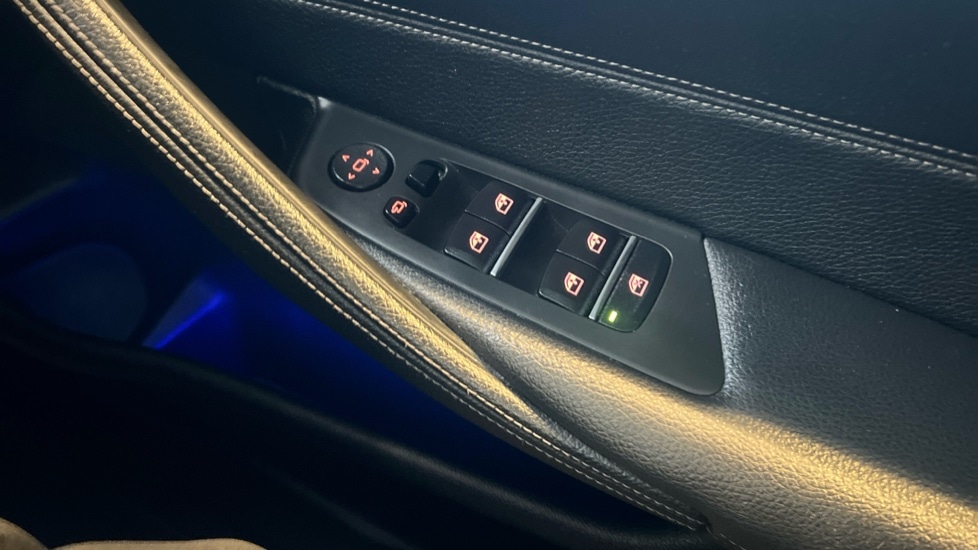 Used BMW 5 Series 2022 for sale - 76615088: Photo 38