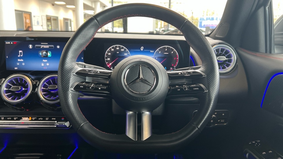 Used Mercedes-Benz GLB 2024 for sale - 77025349: Photo 12