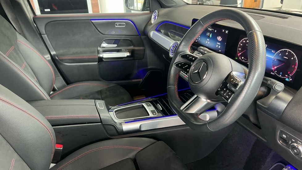 Used Mercedes-Benz GLB 2024 for sale - 77025349: Photo 3