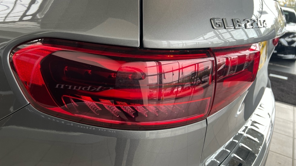 Used Mercedes-Benz GLB 2024 for sale - 77025349: Photo 31