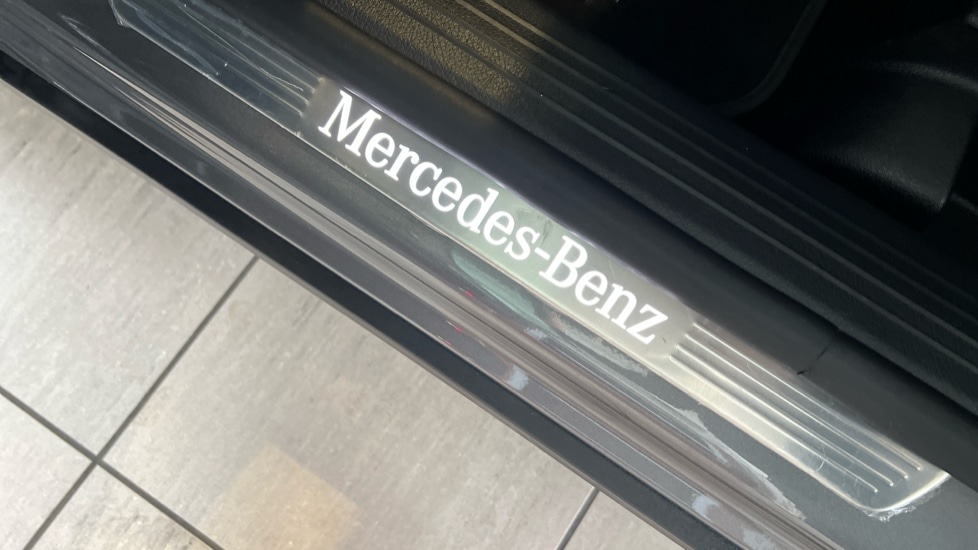 Used Mercedes-Benz GLB 2024 for sale - 77025349: Photo 35