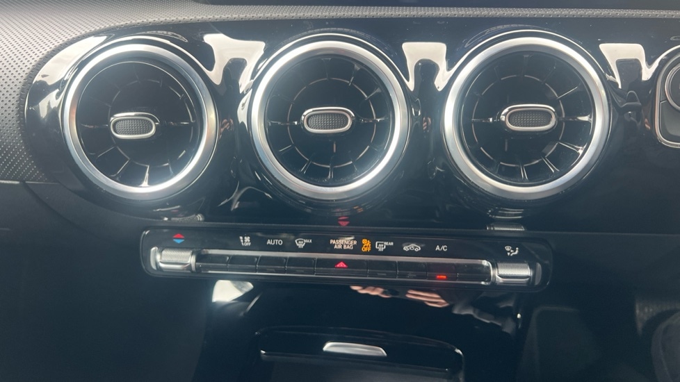 Used Mercedes-Benz CLA 2025 for sale - 76479708: Photo 41