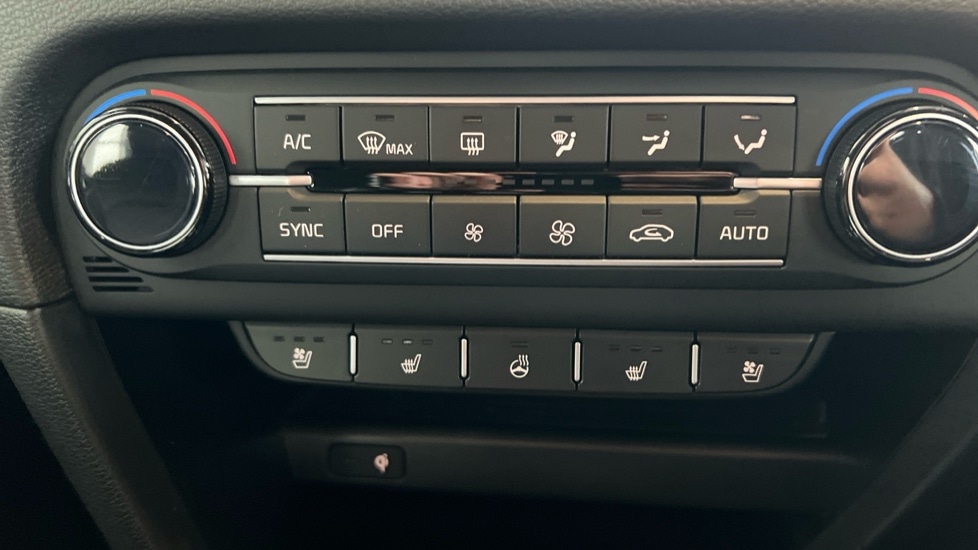 Used Kia XCeed 2021 for sale - 76661068: Photo 41