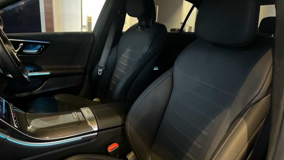 Used Mercedes-Benz C Class 2024 for sale - 76948304: Photo 14