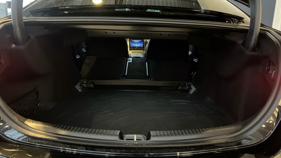 Used Mercedes-Benz C Class 2024 for sale - 76948304: Photo 18