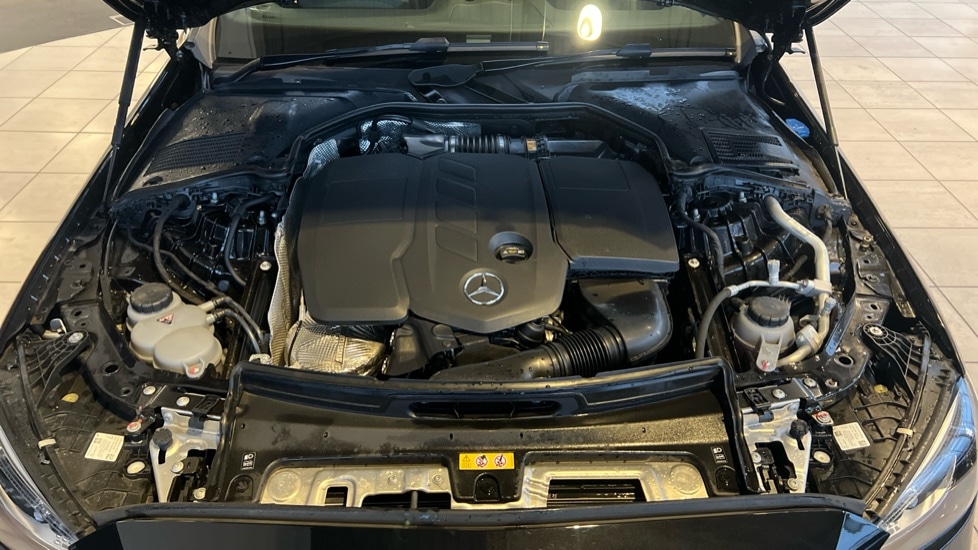 Used Mercedes-Benz C Class 2024 for sale - 76948304: Photo 19