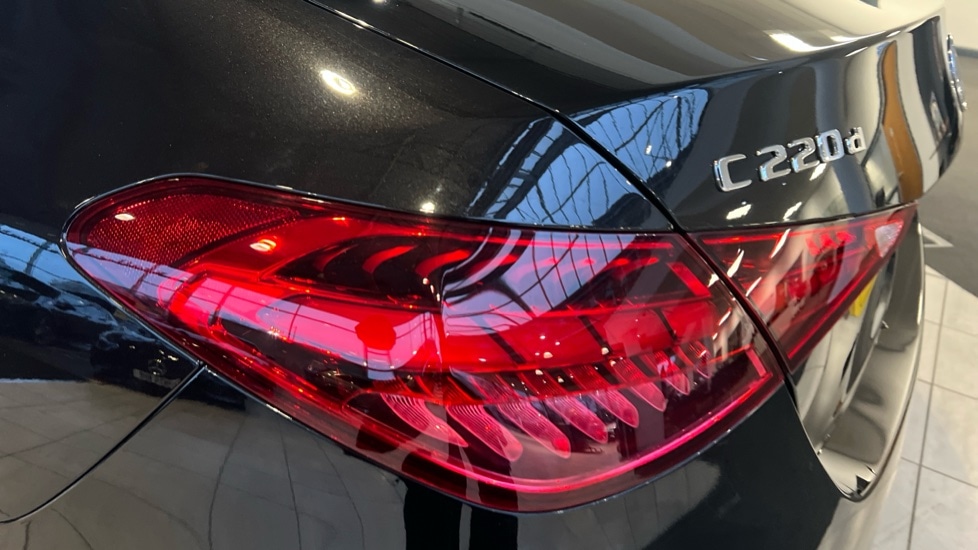 Used Mercedes-Benz C Class 2024 for sale - 76948304: Photo 21