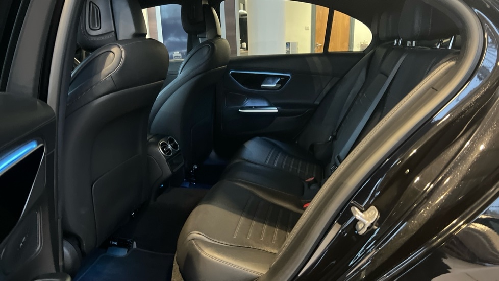 Used Mercedes-Benz C Class 2024 for sale - 76948304: Photo 24