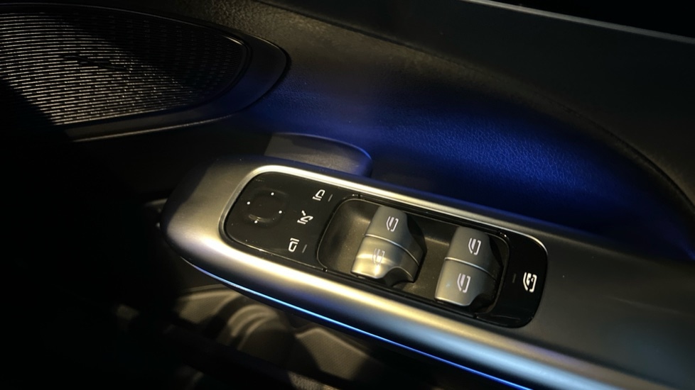 Used Mercedes-Benz C Class 2024 for sale - 76948304: Photo 37