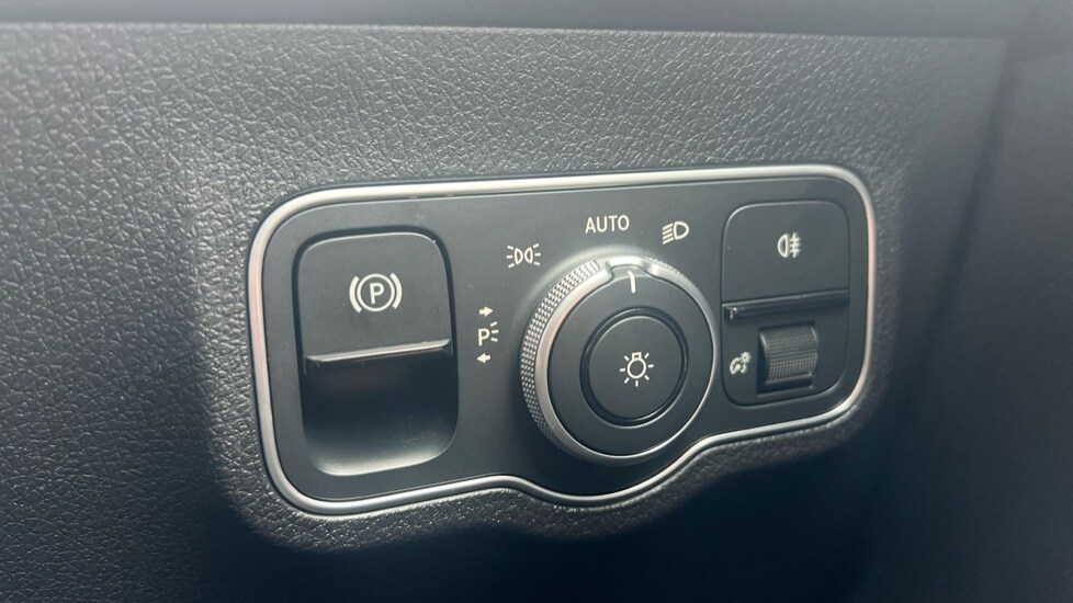 Used Mercedes-Benz GLB 2025 for sale - 76261614: Photo 49