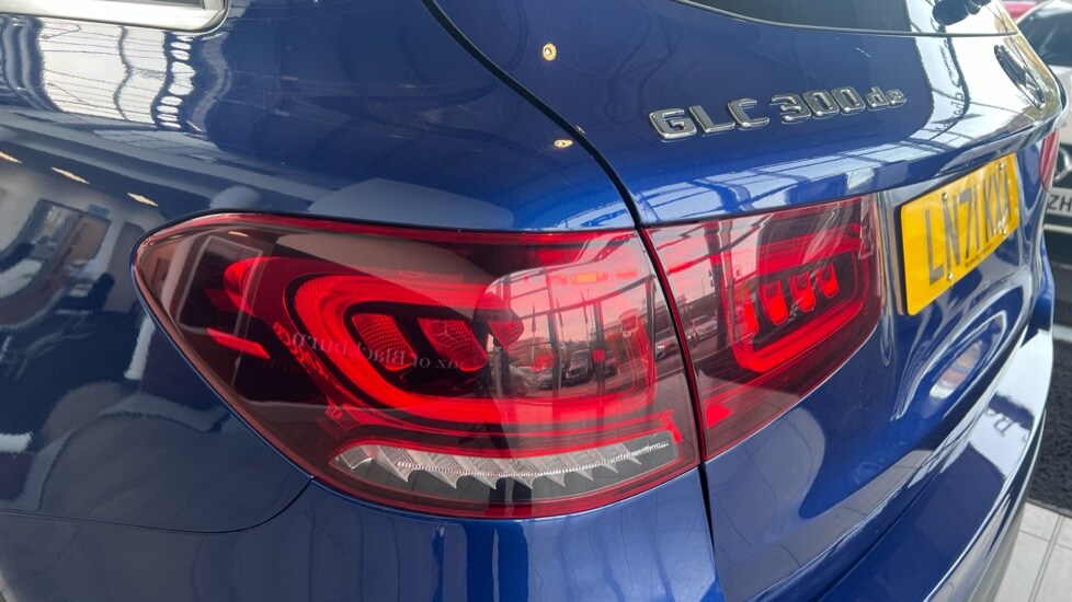 Used Mercedes-Benz GLC 2021 for sale - 76355070: Photo 21