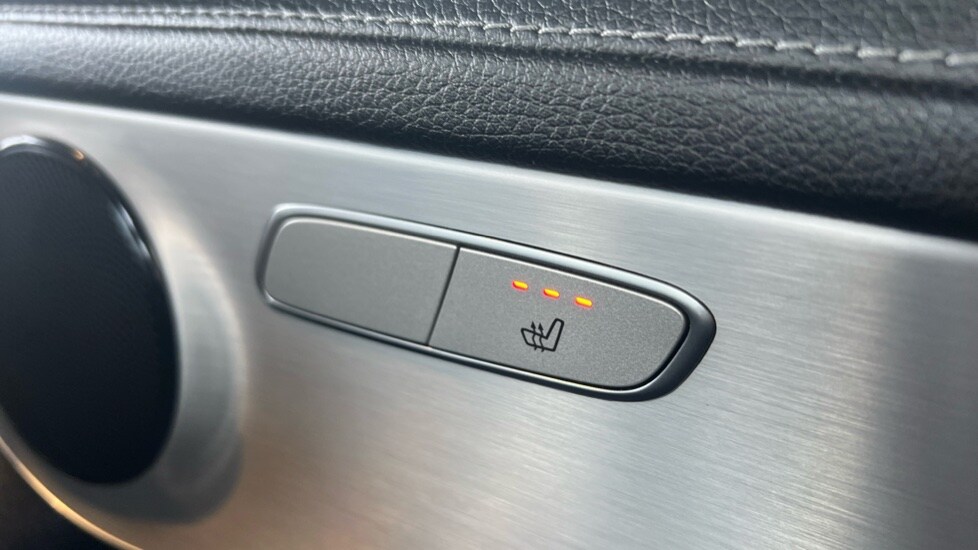 Used Mercedes-Benz GLC 2021 for sale - 76355070: Photo 38