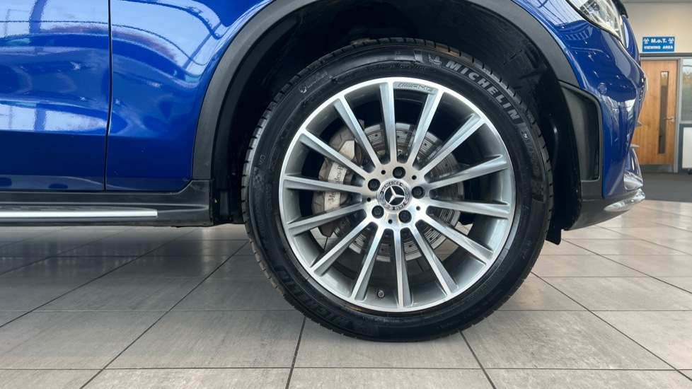 Used Mercedes-Benz GLC 2021 for sale - 76355070: Photo 5