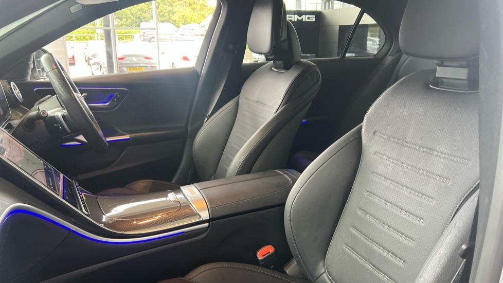 Used Mercedes-Benz C Class 2024 for sale - 75946667: Photo 14