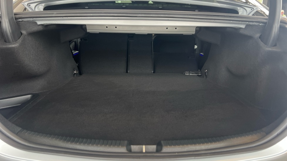 Used Mercedes-Benz C Class 2024 for sale - 75946667: Photo 18