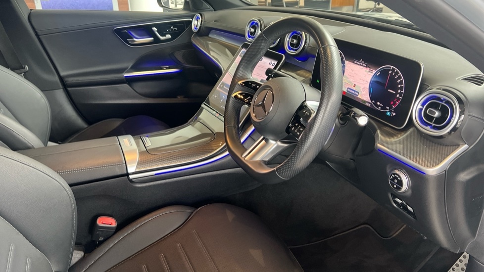 Used Mercedes-Benz C Class 2024 for sale - 75946667: Photo 3