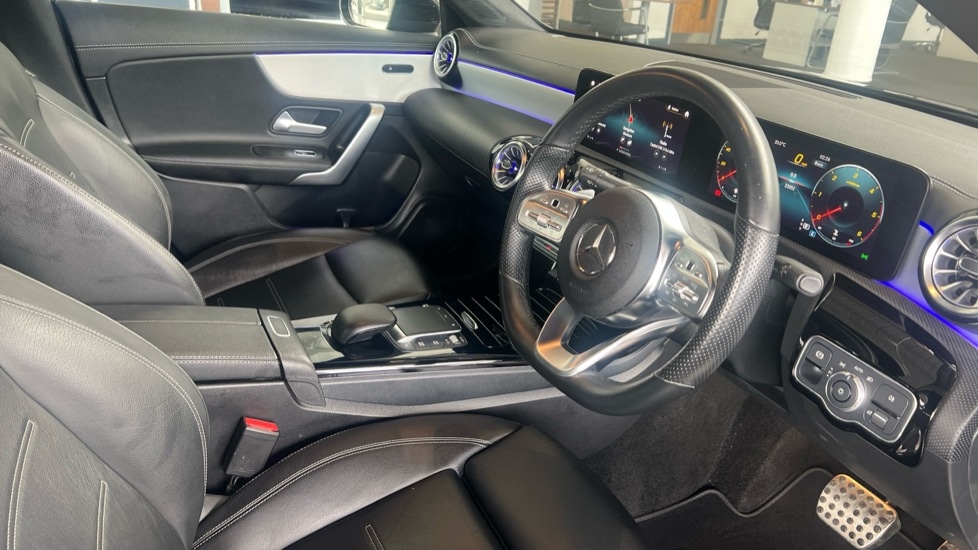 Used Mercedes-Benz CLA 2022 for sale - 75980106: Photo 3