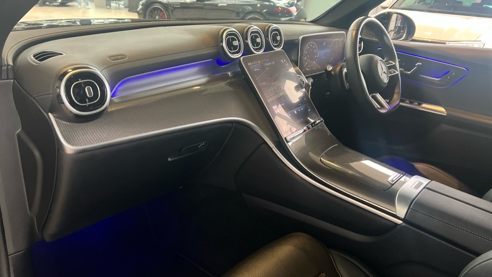 Used Mercedes-Benz GLC 2023 for sale - 76116747: Photo 11