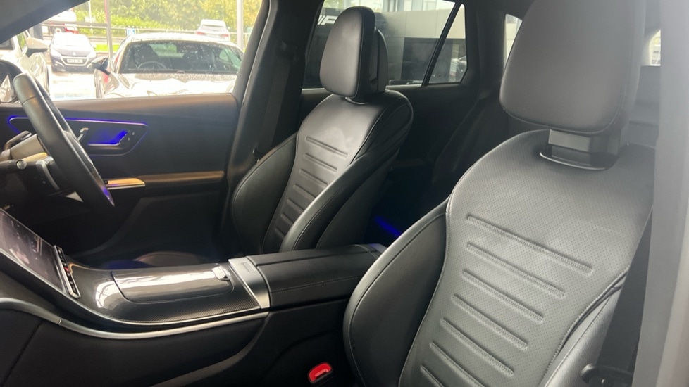 Used Mercedes-Benz GLC 2023 for sale - 76116747: Photo 14
