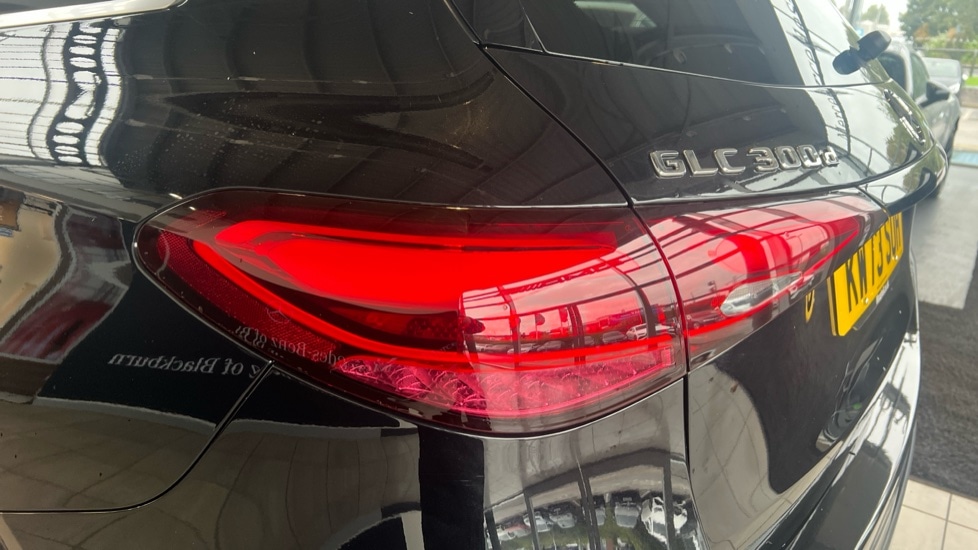 Used Mercedes-Benz GLC 2023 for sale - 76116747: Photo 21