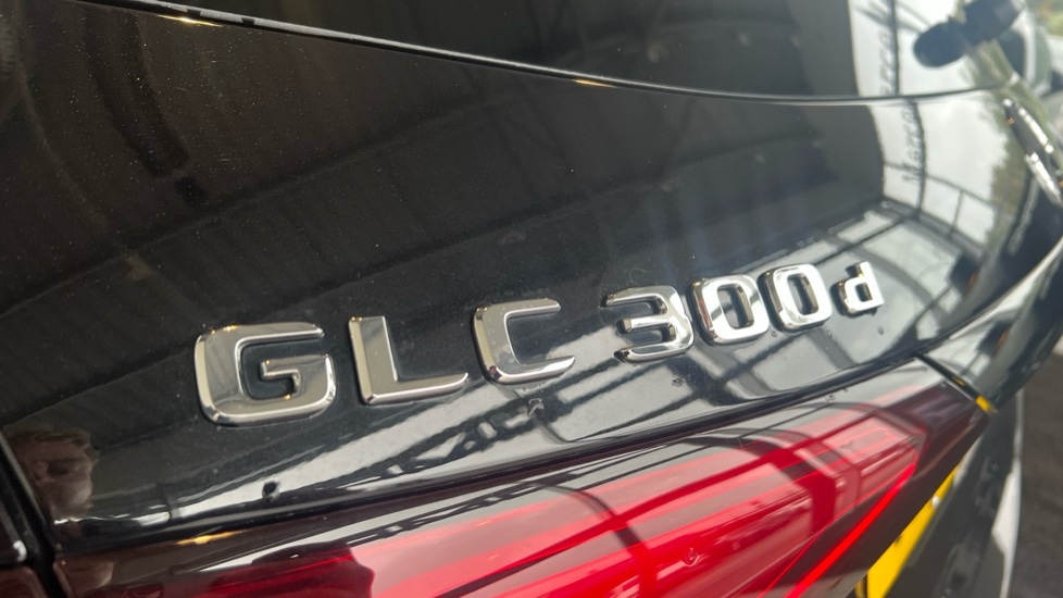 Used Mercedes-Benz GLC 2023 for sale - 76116747: Photo 22