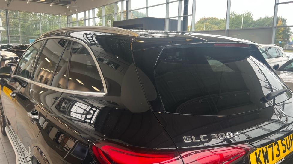 Used Mercedes-Benz GLC 2023 for sale - 76116747: Photo 33