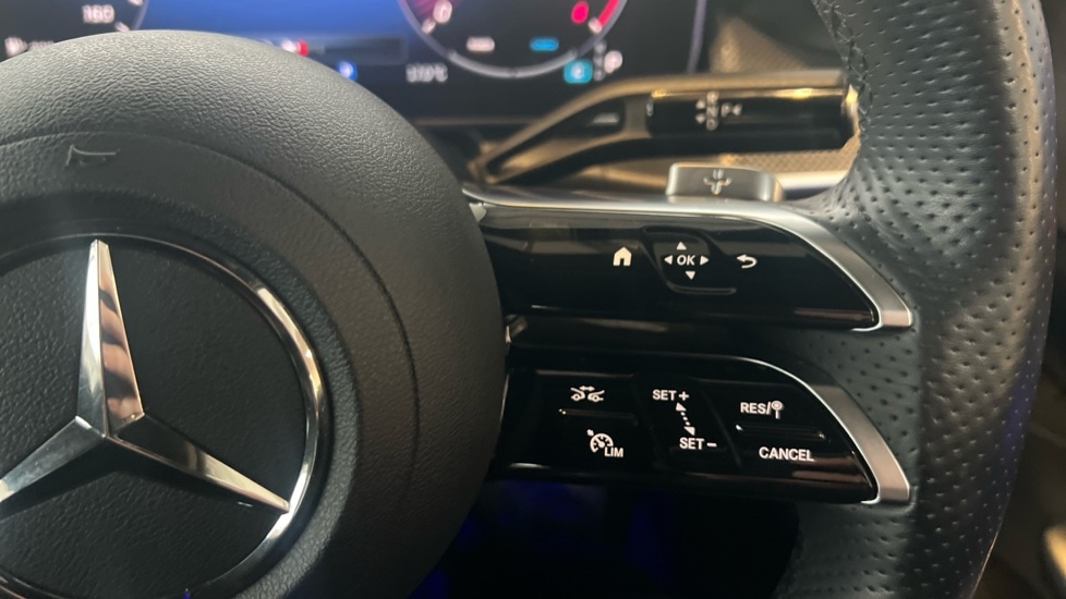 Used Mercedes-Benz GLC 2023 for sale - 76116747: Photo 40
