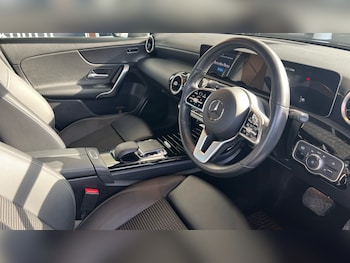 Used Mercedes-Benz A-Class 2019 for sale - 75738620: Photo