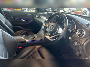 Used Mercedes-Benz GLC 2019 for sale - 76074316: Photo 3