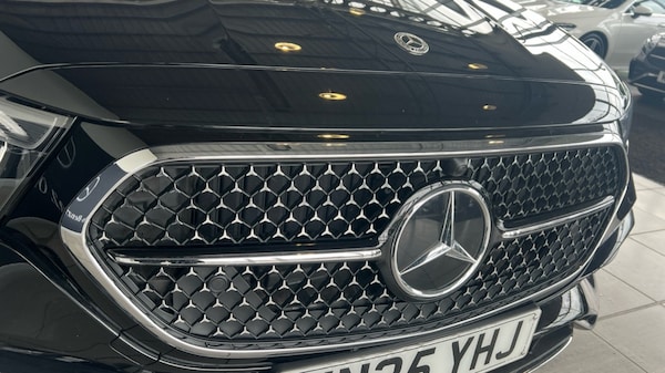 Used Mercedes-Benz E-Class 2025 for sale - 75580004: Photo 29