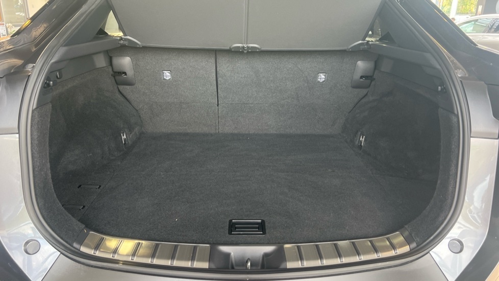 Used Lexus RZ 2024 for sale - 76130900: Photo 15