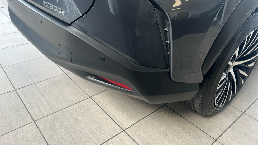 Used Lexus RZ 2024 for sale - 76130900: Photo 30
