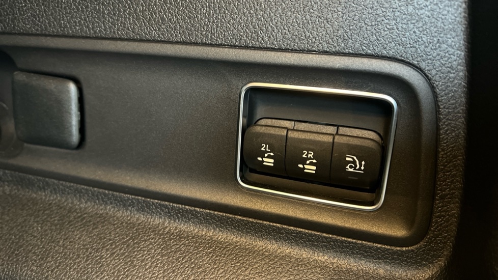 Used Mercedes-Benz GLE 2025 for sale - 77012994: Photo 53