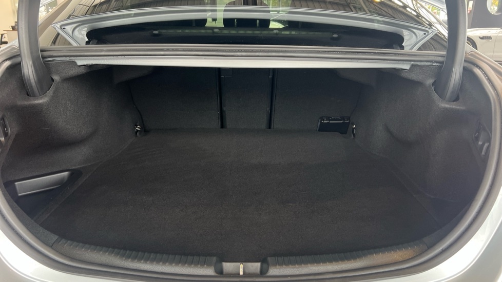 Used Mercedes-Benz C Class 2024 for sale - 76709590: Photo 17