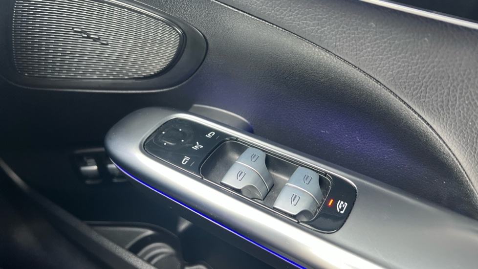 Used Mercedes-Benz C Class 2024 for sale - 76709590: Photo 40