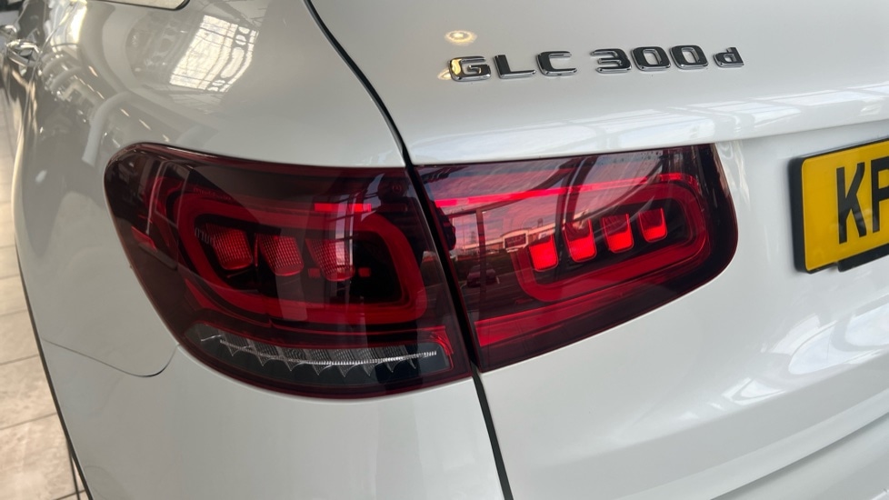 Used Mercedes-Benz GLC 2021 for sale - 77018373: Photo 21