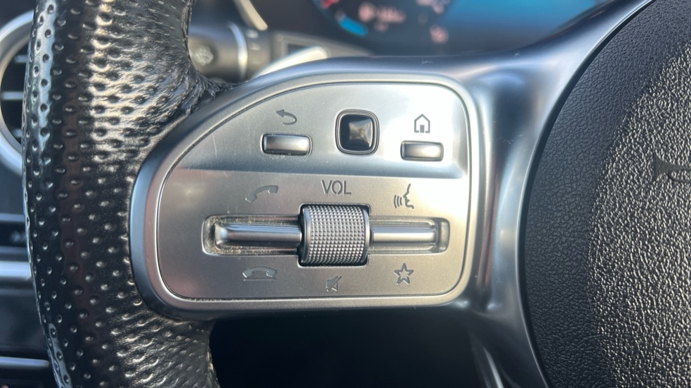 Used Mercedes-Benz GLC 2021 for sale - 77018373: Photo 41