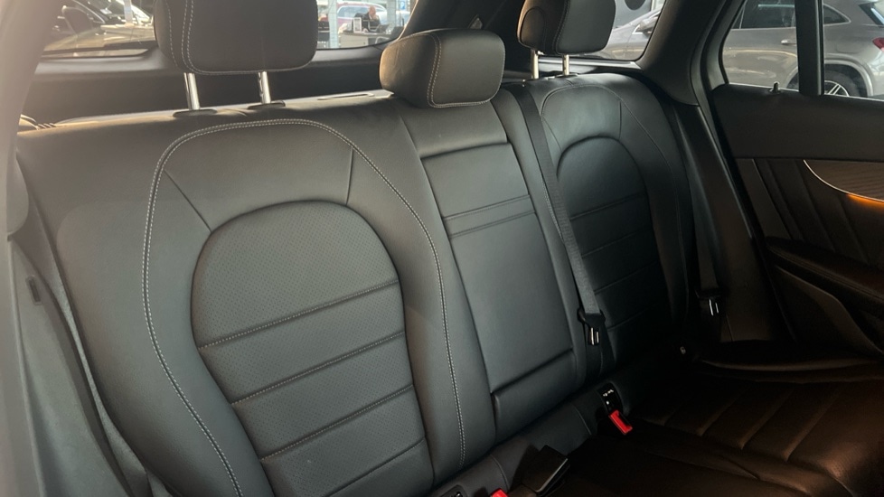 Used Mercedes-Benz GLC 2019 for sale - 76652697: Photo 15