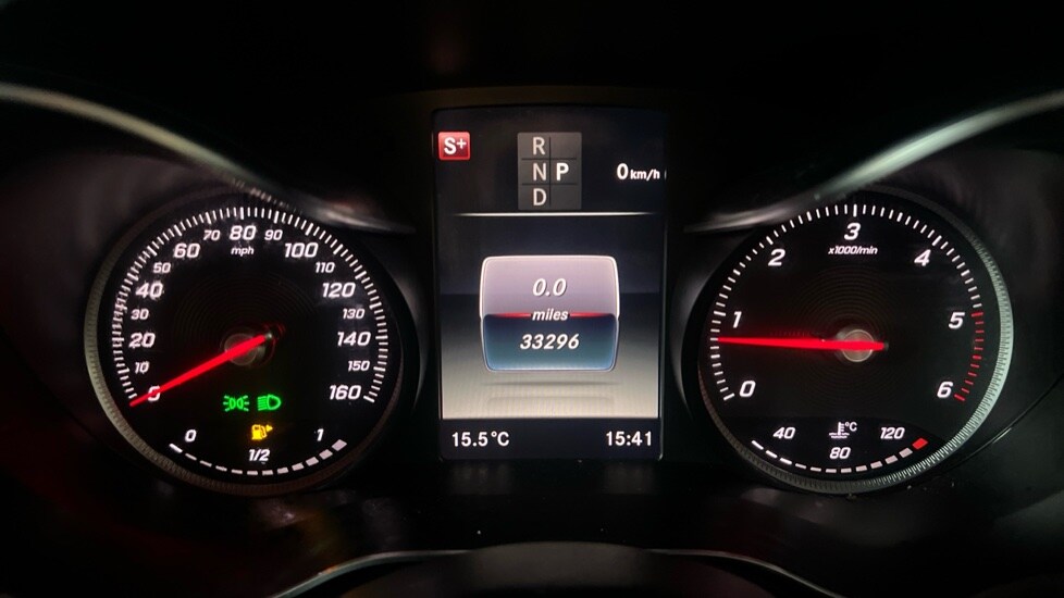 Used Mercedes-Benz GLC 2019 for sale - 76652697: Photo 16