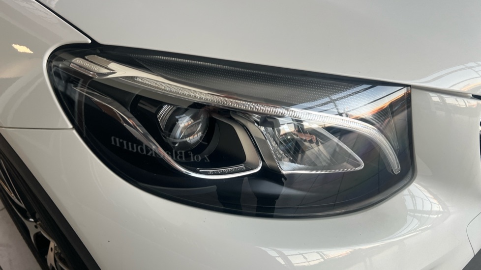 Used Mercedes-Benz GLC 2019 for sale - 76652697: Photo 20