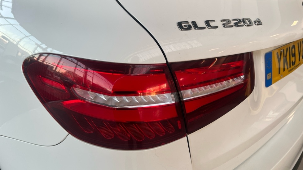 Used Mercedes-Benz GLC 2019 for sale - 76652697: Photo 21